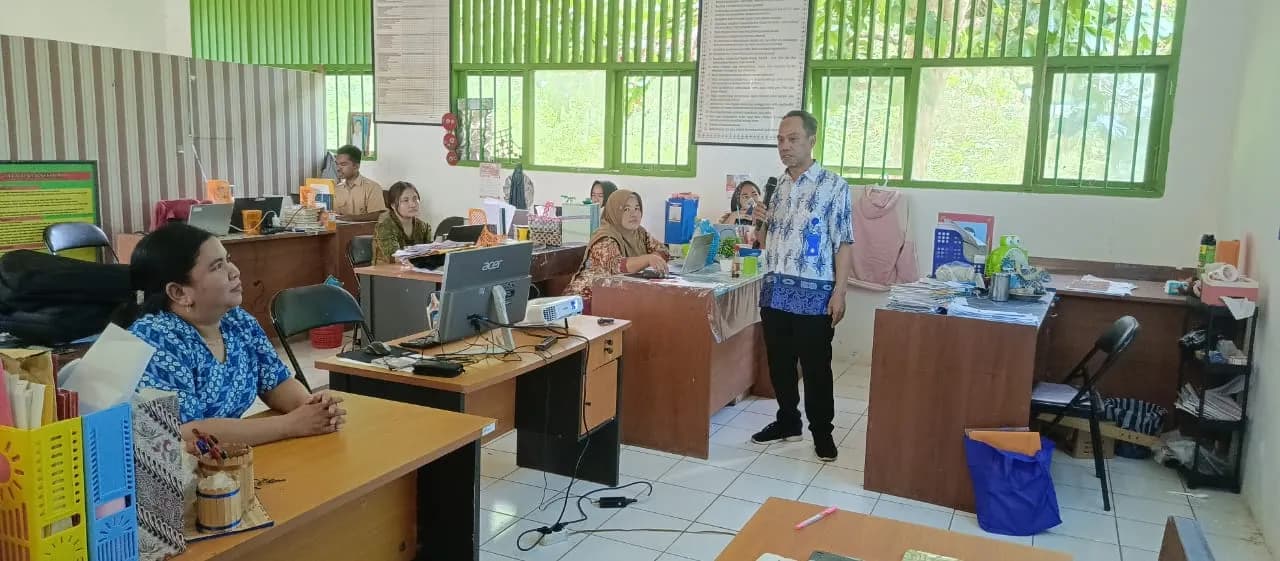 Program: Pengembangan Kompetensi Guru